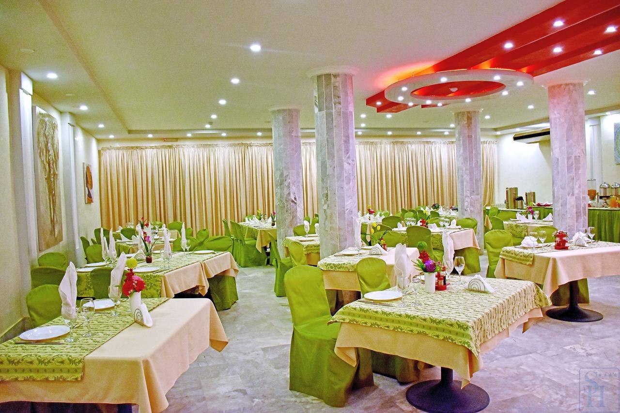 Hotel Splendid 와가두구 외부 사진