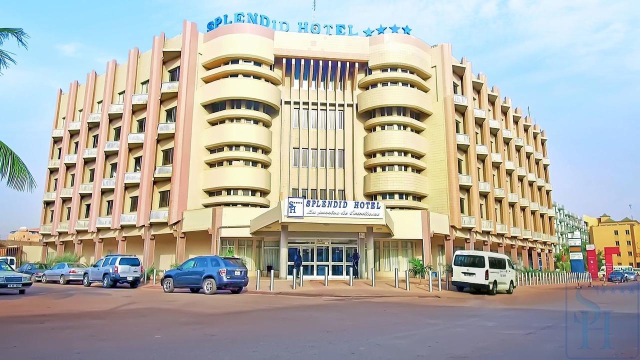 Hotel Splendid 와가두구 외부 사진